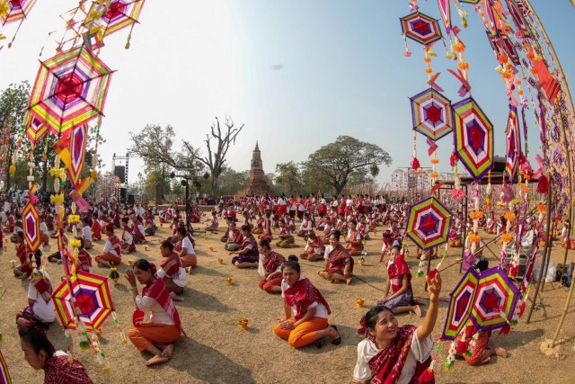 ทะเลธุงอีสาน ในวันวิสาขบูชา