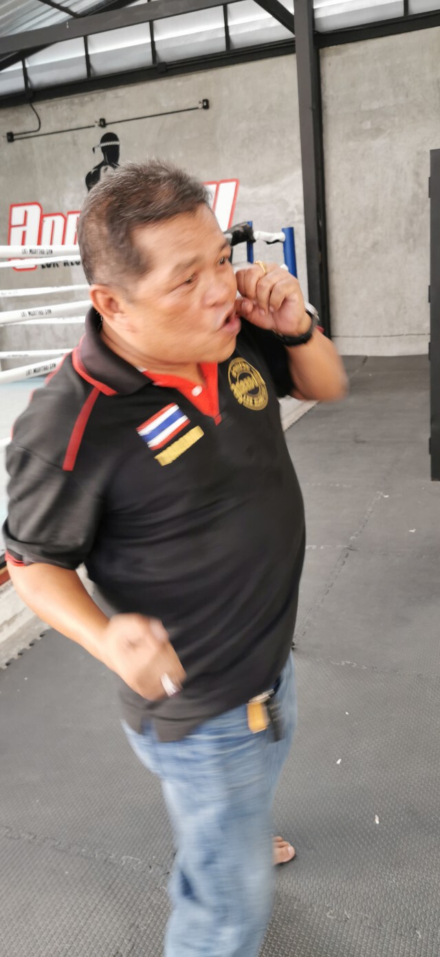 "ลูกคลองตัน"วอนกกท.ดูแลวงการมวยหลังถูกล็อกดาวน์ทั้งระบบ