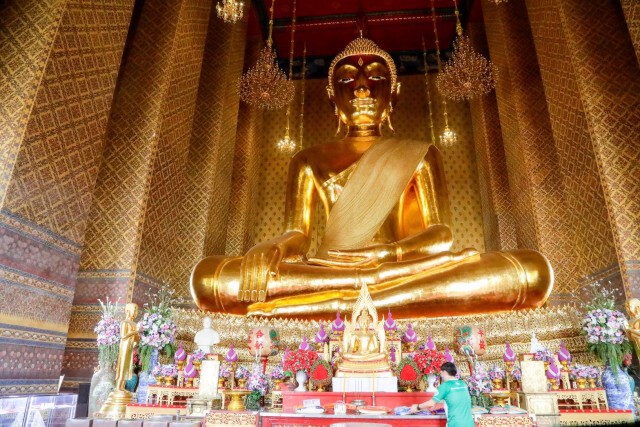 ศุกร์ (สุข) ละวัด :วัดกัลยาณมิตร
