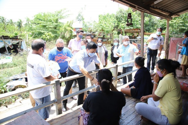 ชาวบ้านเมืองสุราษฎร์ฯ ร้องสื่อ! ไม่มีประปาใช้-ไม่ได้รับการเยียวยา