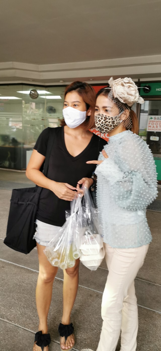 นางฟ้า"โนโน่" ลุยขาย"หมูทอด"สู้วิกฤติ"โควิด"