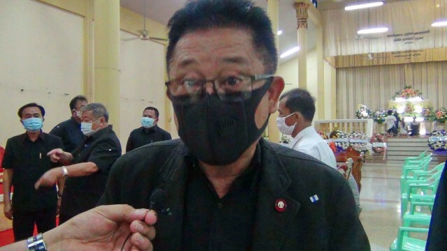 ไม่ได้โหนกระแส!!อดีตส.ส.โต้ใส่ชื่อ"ทักษิณ"เจ้าภาพงานศพปลายฝน