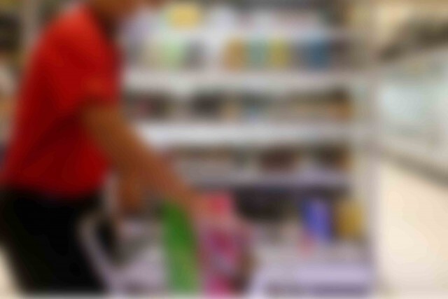 ปชช. แห่ซื้อ "เครื่องดื่มแอลกอฮอล์" หลังมีมติผ่อนปรนให้ซื้อได้วันแรก