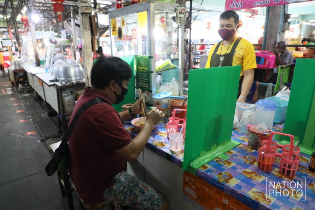 ฉากกั้นกันโรค นวัตกรรมไทยประดิษฐ์