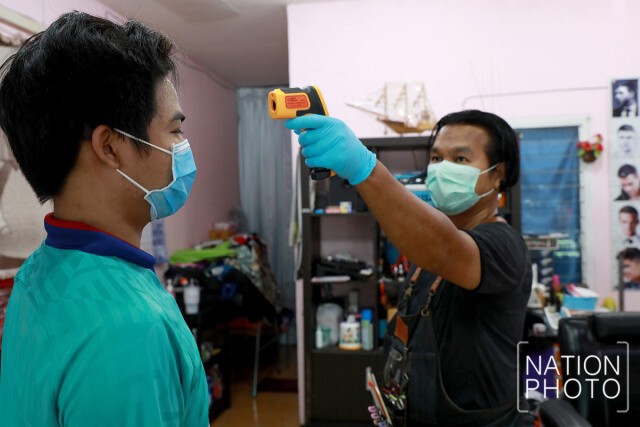 ร้านตัดผมคิวแน่น! หลังคลาย "ล็อกดาวน์" วันแรก