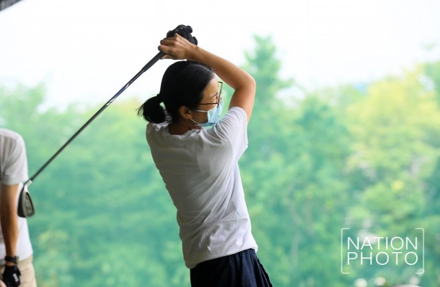 นักกอล์ฟ หายห่วง!! ฝึกซ้อมไดร์ฟกอล์ฟ ตามมาตรการSocial Distancing