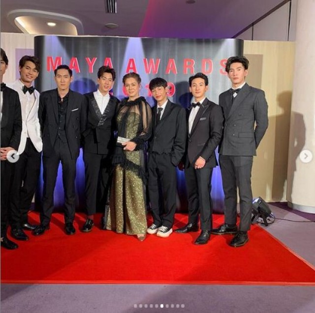 หรือจะเป็น"ไบร์ท วชิรวิชญ์"เชิดใส่สาวสอง หลังปุ๋ยอัพรูปนี้
