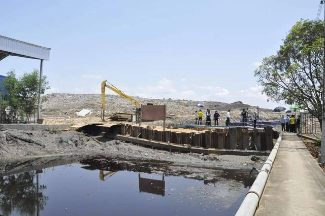 "ส.ส.เต้"ลุยตรวจสมุทรปราการ หลังมีบริษัทปล่อยขยะถมคลอง 3 ปี