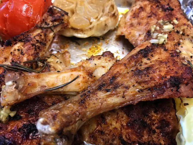 "PEPPINA AT CENTRAL"พิซซ่าเตาถ่าน พร้อมเสริฟยุคโควิด