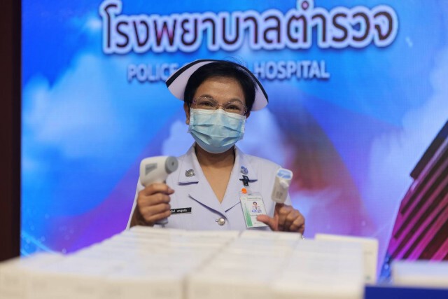 "มูลนิธิสมยศ" มอบเครื่องมือแพทย์ให้ รพ.ตำรวจ