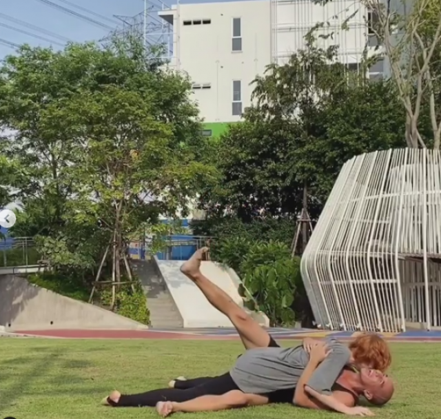 "อนัน อันวา- ซาบีน่า" คบกันหรือไม่? หลังโชว์หวานแนบชิดผ่านโซเชียล