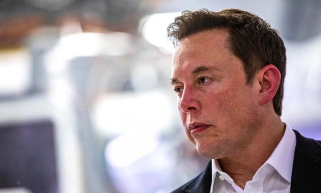 กริมส์’ ออกมาเฉลยชื่อลูกชาย "X Æ A-12"