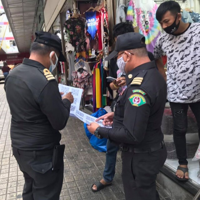สะพัด.. สั่งปิดตลาดย่านประตูน้ำ เหตุไม่รักษาระยะห่าง !!