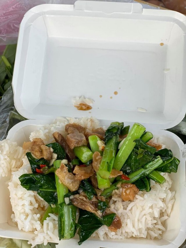 ชีวิตต้องสู้! เชฟโรงแรมดัง เจ้านายขอให้ออก ตกงานมา 2 เดือน เปิดร้านรถเข็นขายอาหารข้างถนน