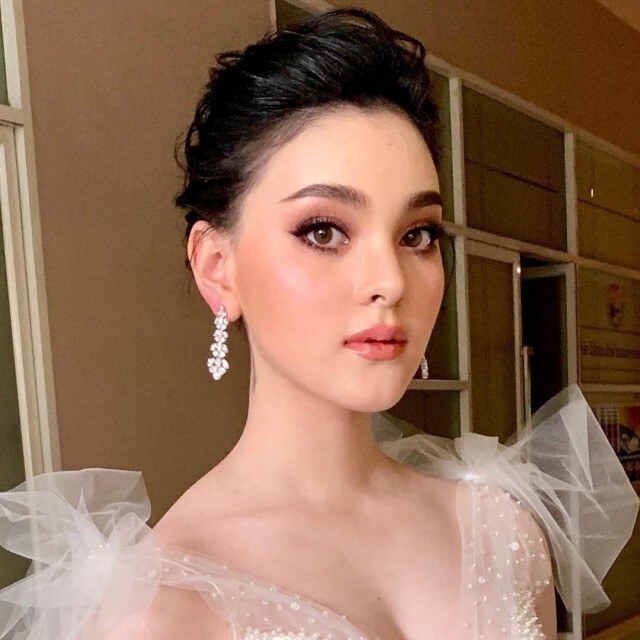 "น้องพิ้งกี้" นางแบบหน้าใหม่ สวยหยาดเยิ้ม "คนหรือนางฟ้า"?