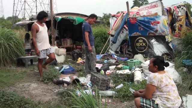 "สายยัง บุเงิน" สู้ชีวิต ทำตัวต่อแลกข้าวสารเลี้ยงครอบครัว