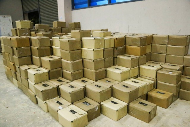 นิพนธ์ฯ จัดปลากระป๋อง 500,000 กระป๋อง ข้าวสาร(5 kg.) 5 หมื่นถุงเตรียมกระจายให้ปชช. 5 จ.ชายแดนใต้