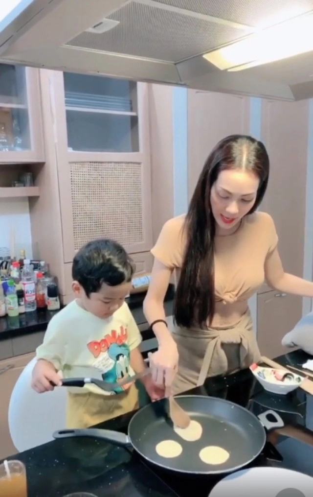 "อ๋อม-สกาวใจ"ปรี๊ด!! ถูกเกรียนตัดต่อภาพ เตรียมจัดหนักพรุ่งนี้