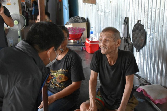 สรรพากรเร่งตรวจสอบสิทธิ 'เราไม่ทิ้งกัน'
