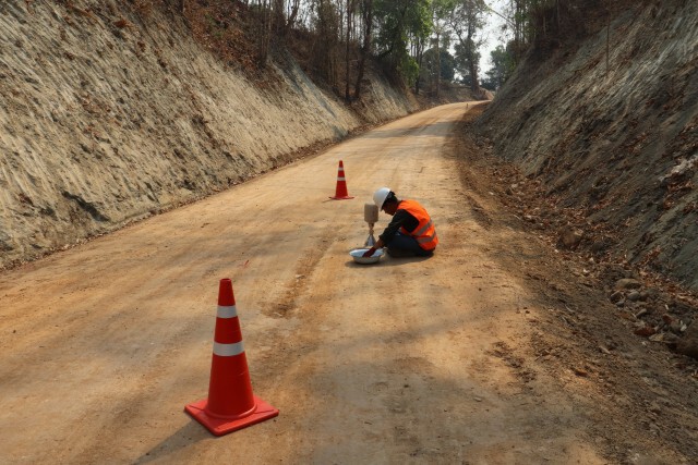 ทช.สร้างทางเข้าโครงการหลวงเลอตอ 74 กิโลเมตร