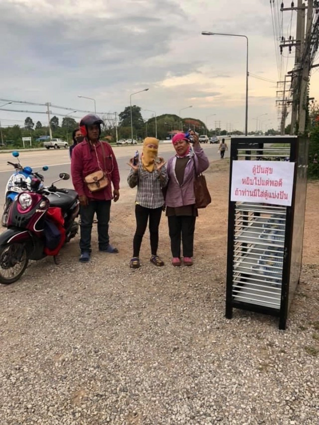 "พรพรรณ" เปิดใจเจ้าของ "ตู้ปันสุข" ที่ป้าไหว้หลังหยิบสิ่งของ