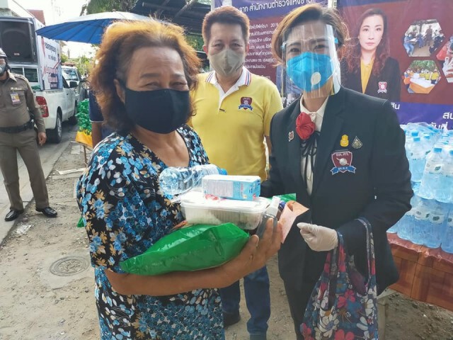 "รับอาหารฟรีครับ" ครั้งที่ 2 โดย ปธ.กต.ตร.บก.น. 2