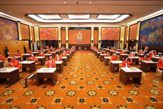 ธอส.คิกออฟ 'ร้อยพลังเล็ก สู่ล้านพลังยิ่งใหญ่' ประดิษฐ์สายคล้องหน้ากาก 1 ล้านชิ้น