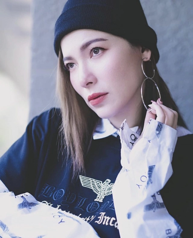 "ต้นหอม" กรี๊ดสนั่นบ้านใหม่ให้โชค งานนี้เลขเด็ดตรงเป๊ะ