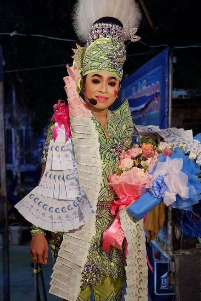 ลิเกเมืองสิงห์ละมือรำ หันมาตำส้มตำลาบน้ำตกช่วงโควิด