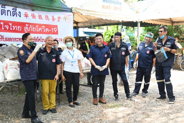 มูลนิธิป่อเต็กตึ๊ง บรรเทาทุกข์ ชุมชนหมู่บ้านสุขทวี - ชุมชนคลองมหาสวัสดิ์