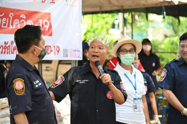 มูลนิธิป่อเต็กตึ๊ง บรรเทาทุกข์ ชุมชนหมู่บ้านสุขทวี - ชุมชนคลองมหาสวัสดิ์
