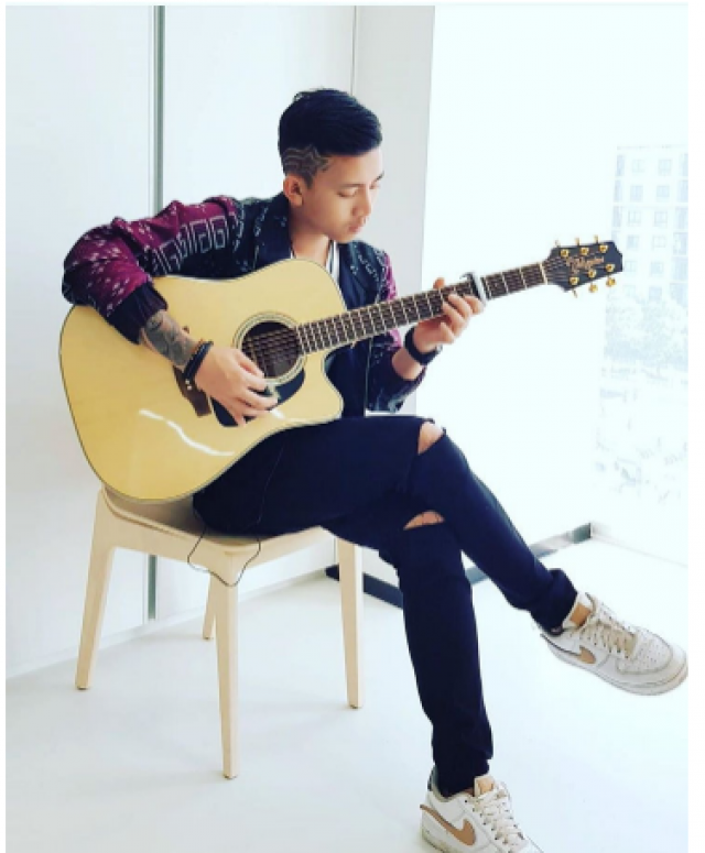 แฟนเพลงชมเปาะ"เบิ้ล ปทุมราช"คัฟเวอร์เพลงดังพี่เจมส์ "ไม่อาจเปลี่ยนใจ" #เสียงเพราะจัง