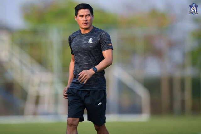 "โค้ชอ่ำ"  ปัดเสริมนักเตะเข้า"พยัคฆ์ล้านนา"