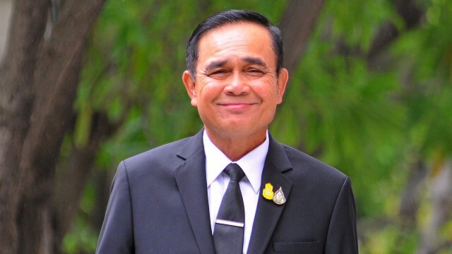 "ทนายวันชัย" อวย "บิ๊กตู่" สุดยอดผู้นำ รับมือโควิด-19 ได้อยู่หมัด