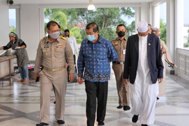 "นิพนธ์" ร่วม "จุฬาราชมนตรี" ทำพิธีกำหนดวัน "อีฎิ้ลฟิตริ"