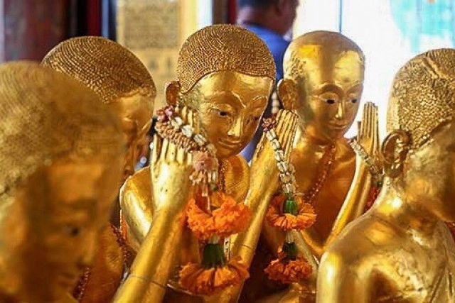 ศุกร์ (สุข) ละวัด วัดเทพธิดารามวรวิหาร