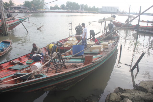 "บังหมัด" เหยื่อตำรวจนอกรีดเรียกเงิน 5 ล้าน เลื่อนนัดสอบปากคำ