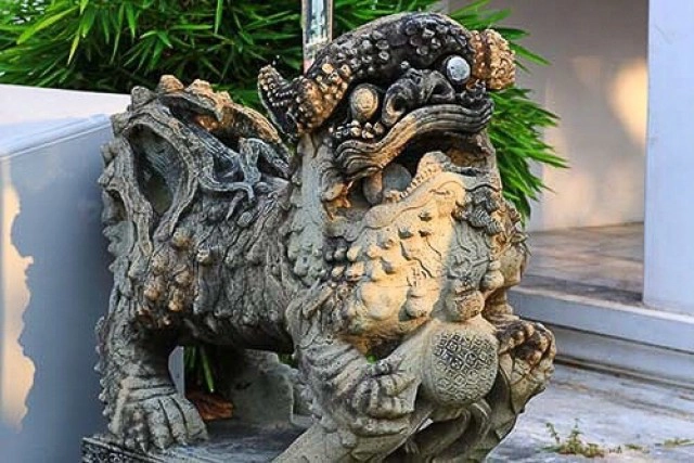 ศุกร์ (สุข) ละวัด วัดเทพธิดารามวรวิหาร