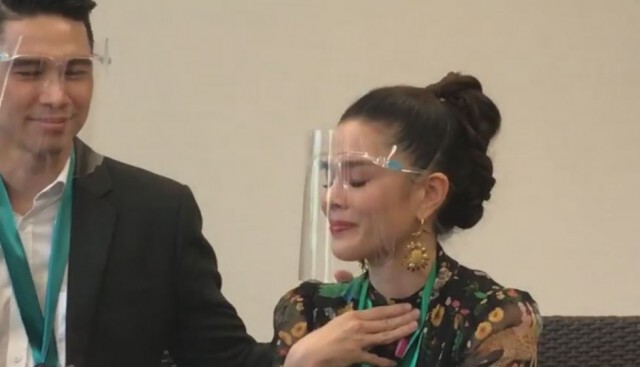 "ลิเดีย"ร่ำไห้ พูดถึงเสียงให้พลังในวันที่ไม่แน่นอน