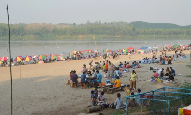 "เชียงคาน" ตรวจ "หาดนางคอย" เตรียมรับนักท่องเที่ยว