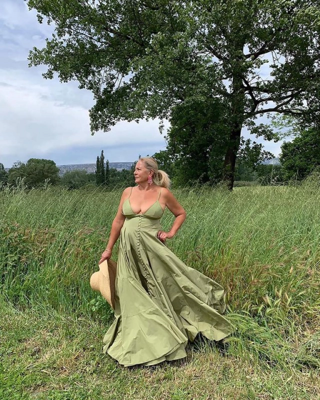 "คุณยาย" ขอพิสูจน์แบรนด์ Jacquemus วัยไหนใส่ก็ปัง!