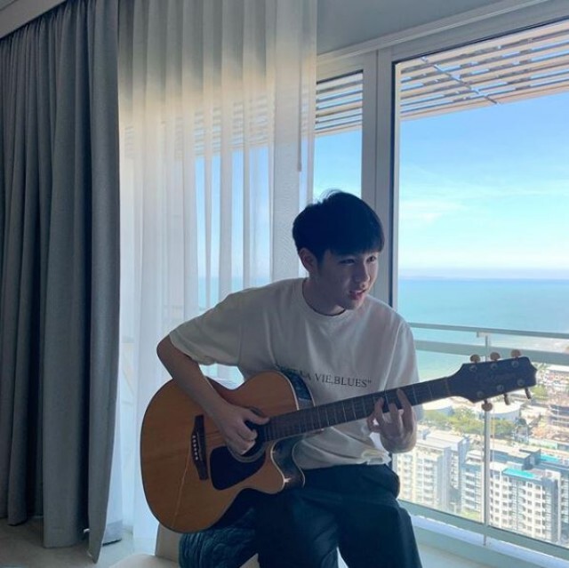 "ดึกแล้ว"ซิงเกิ้ลใหม่จาก "มิน ธิติพัฒน์"
