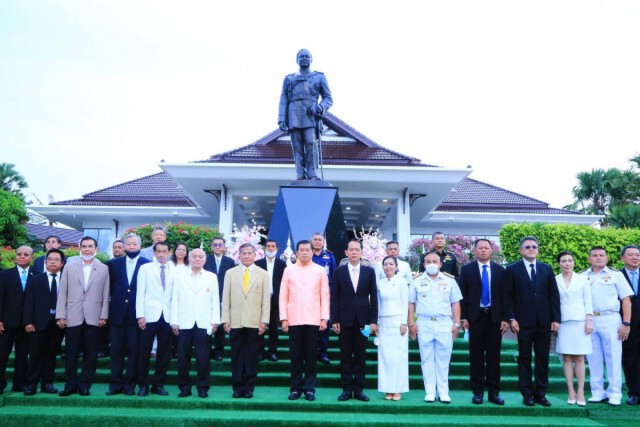 "นิพนธ์" ร่วมงานครบรอบ 1 ปีแห่งการอสัญกรรม "ป๋าเปรม"