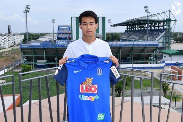 เปิดค่าเหนื่อย+ค่าตัว "สารัช อยู่เย็น" ขึ้นแท่นท็อป5 แข้งไทย