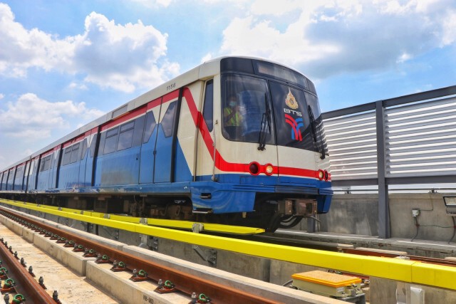 บีทีเอส ชี้แจงทดลองเปิดหน้าต่างรถไฟฟ้าวิ่งให้บริการ