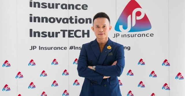 "ดร.ฉัตรชัย ธนาฤดี" อำลาเก้าอี้ซีอีโอ หลังติดปีก "เจพีประกันภัย" ขึ้นแท่นผู้นำInsurTechของไทย