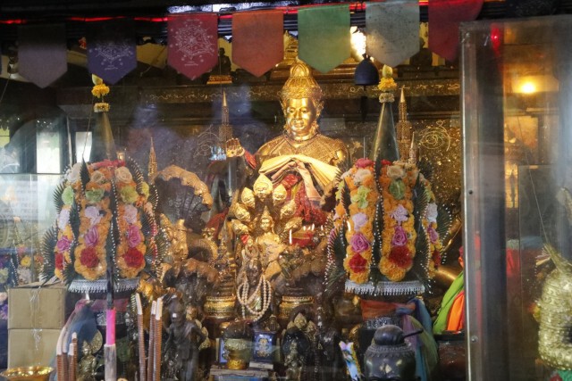 ศุกร์ (สุข) ละวัด วัดพุทไธศวรรย์