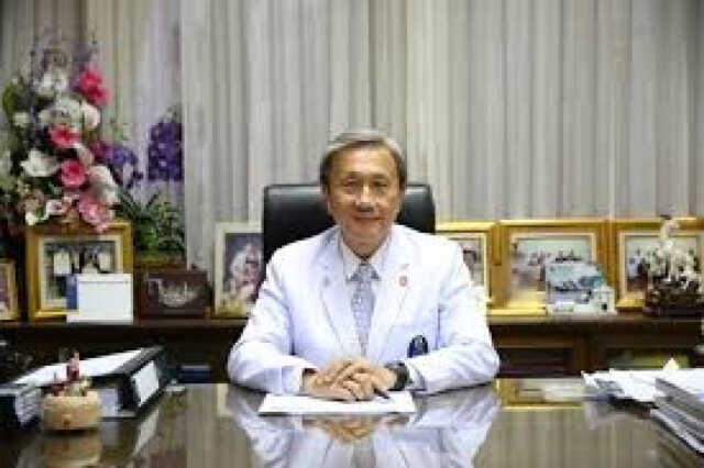 นพ.ประสิทธิ์ วัฒนาภา ห่วง "โควิดรอบ 2" มาแน่ ย้ำต้อง "กด" ให้อยู่