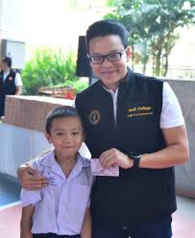 กทม. นำร่อง 3 จุดเปิดแผงค้า พร้อมตั้งเป้าขยายฐานผู้ค้าย่านถนนข้าวสารเป็น 2 เท่า