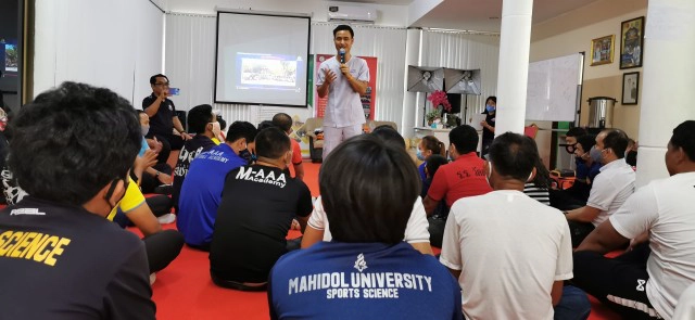 เดอะโค้ชชิ่งฯผนึกครูเสืออบรมพื้นฐานปฐมพยาบาลกีฬาฟุตบอล